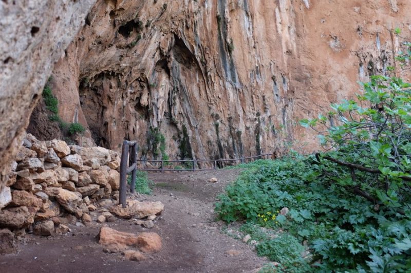Uzzo cave